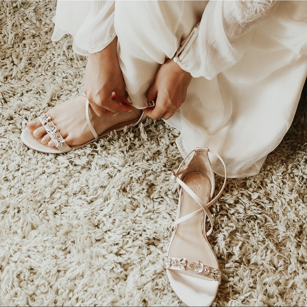 Badgley Mischka Sandals
